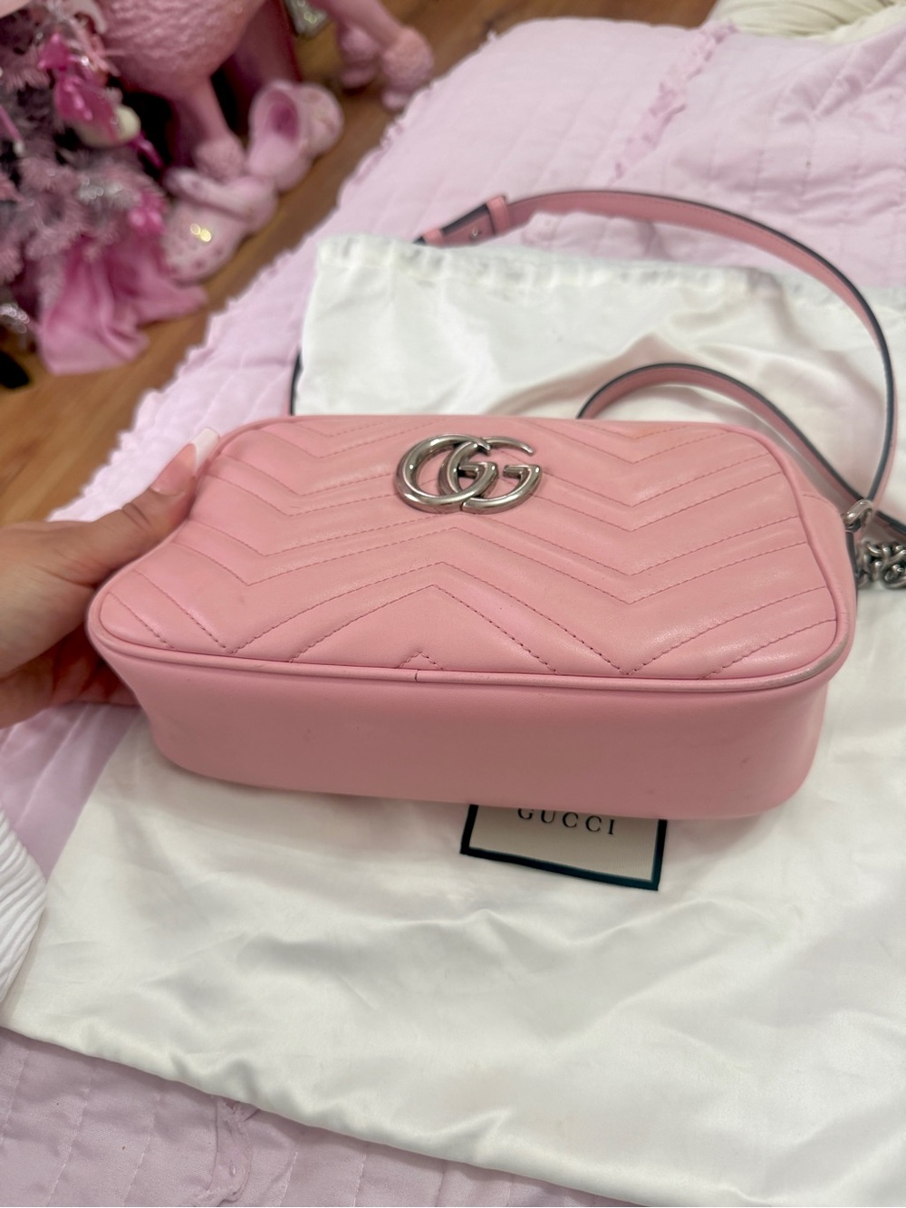 Authentic Gucci GG marmont leather handbag - Picture 2 of 6